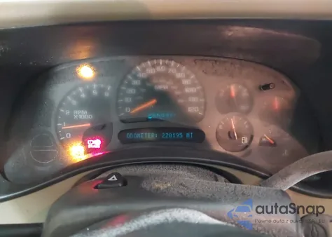 2004 Chevrolet Avalanche 1500 из США, поврежденный, VIN 3GNEK12T24G210296